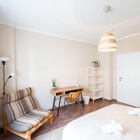 -Super Zentrales Zimmer- Direkt An Der Lutter! ビーレフェルト エクステリア 写真