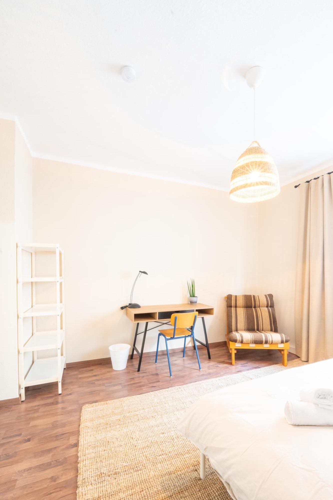 -Super Zentrales Zimmer- Direkt An Der Lutter! ビーレフェルト エクステリア 写真