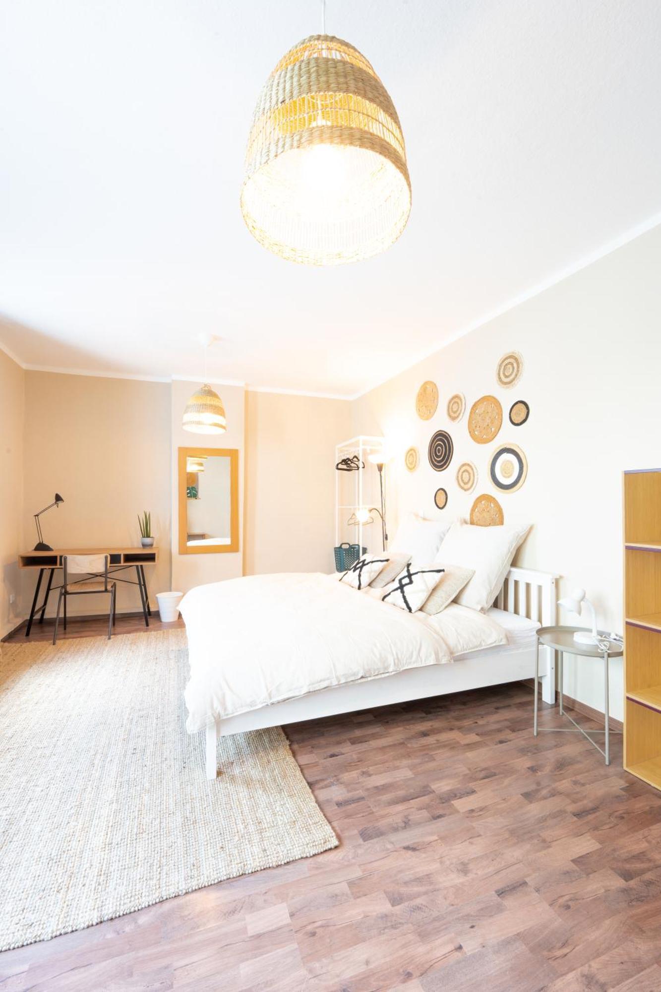 -Super Zentrales Zimmer- Direkt An Der Lutter! ビーレフェルト エクステリア 写真